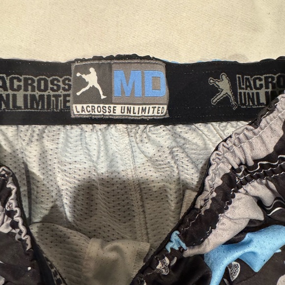 Lacrosse shorts - Picture 3 of 3